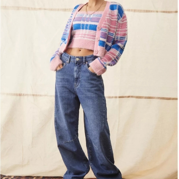 Urban Outfitters baby pink & blue cropped top and sweater size L super soft EUC - Picture 4 of 8